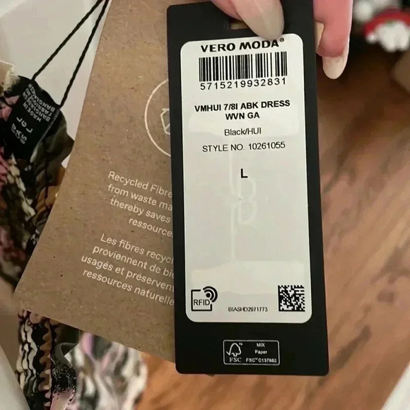 NWT Large abstract midi dress - Picture 5 of 5